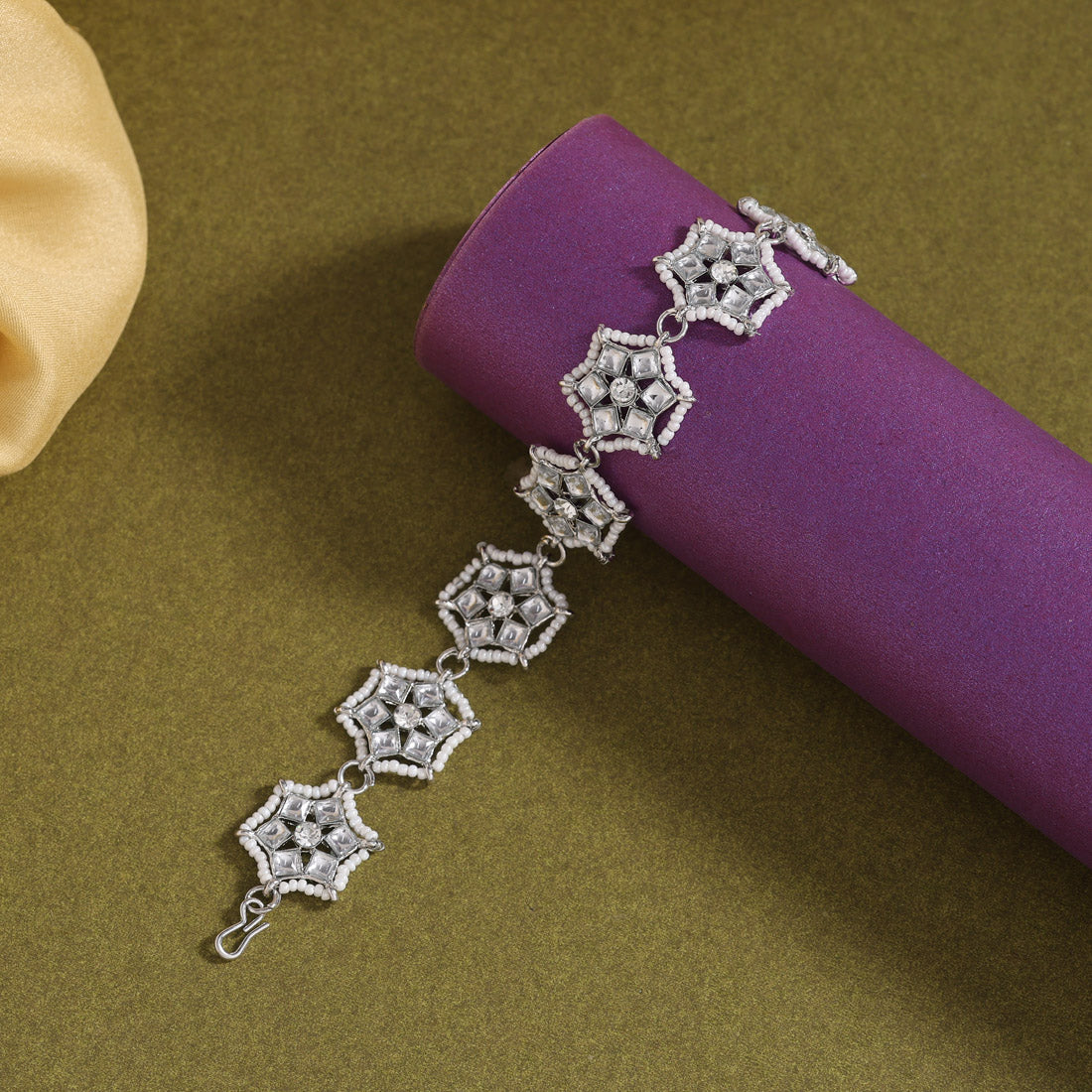 Silver Color Matha Patti (MTP409SLV) - Preyans.com