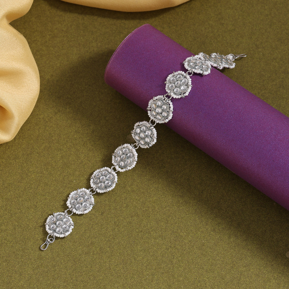 Silver Color Matha Patti (MTP410SLV) - Preyans.com