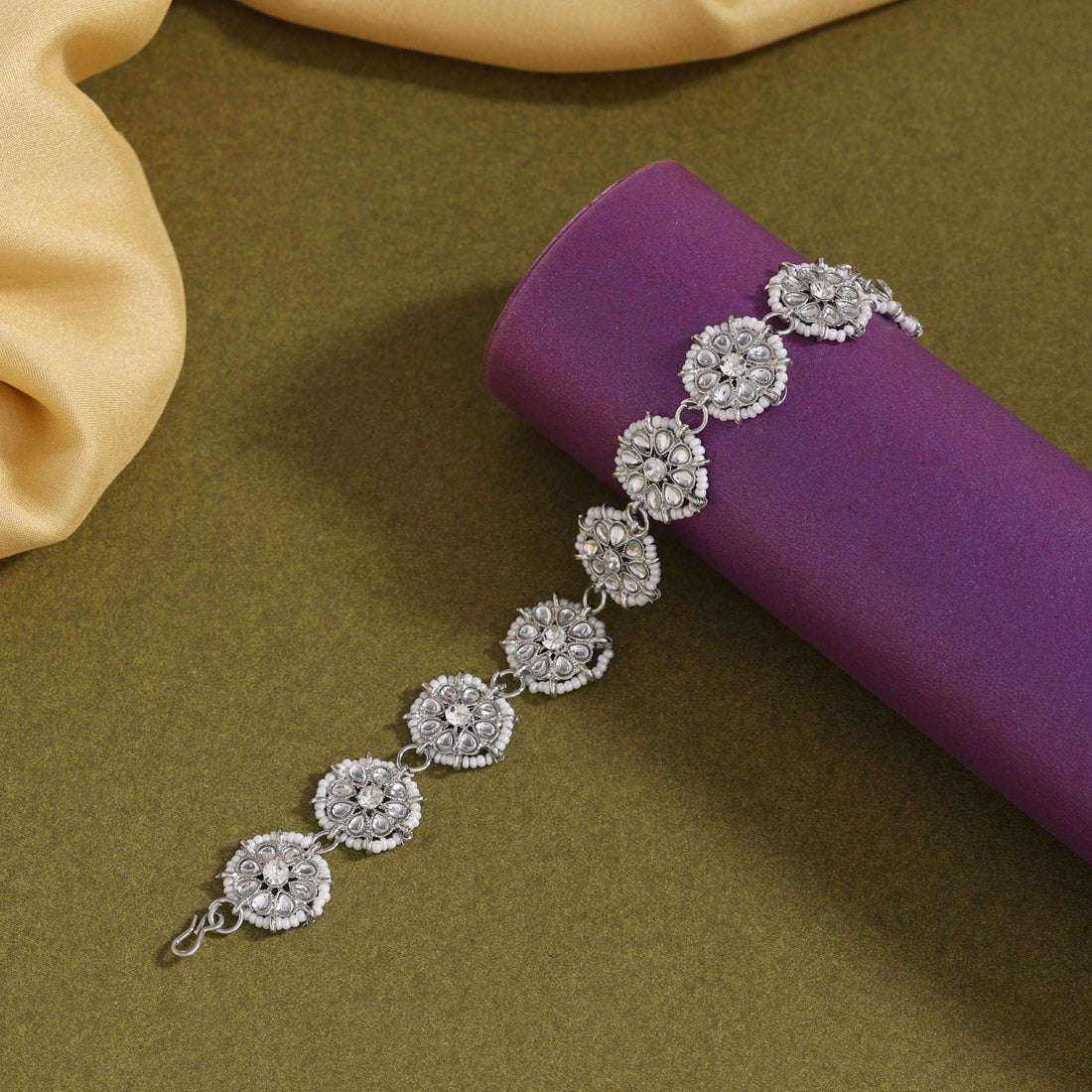 Silver Color Matha Patti (MTP411SLV) - Preyans.com