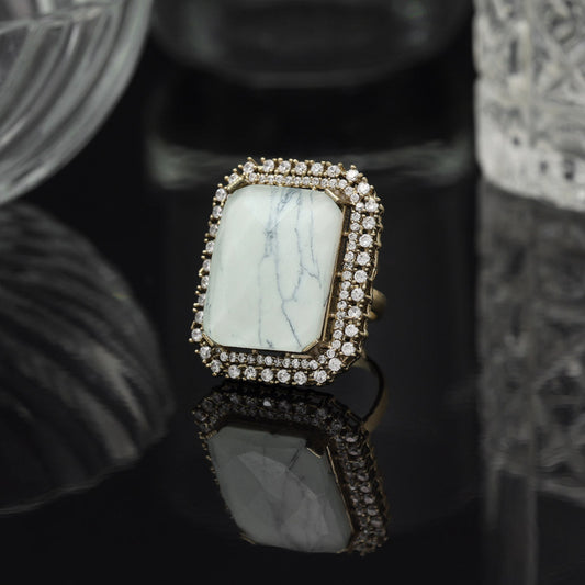 White Color American Diamond Finger Ring - Preyans.com