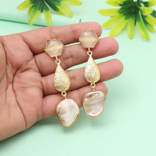 Classic White Color Amrapali Earrings - Preyans.com