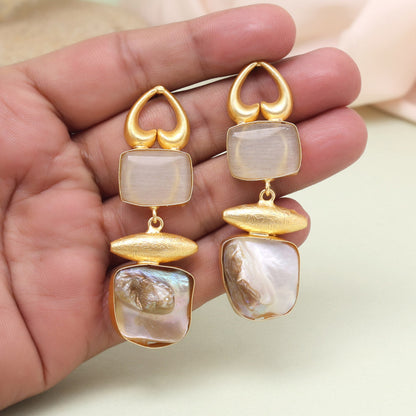 Classic White Color Amrapali Earrings - Preyans.com