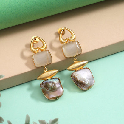 Classic White Color Amrapali Earrings - Preyans.com