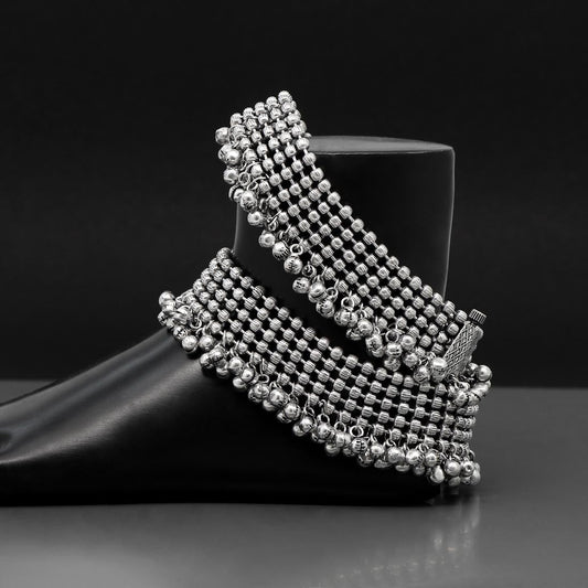 Silver Color Anklets (ANK825SLV) - preyans.com