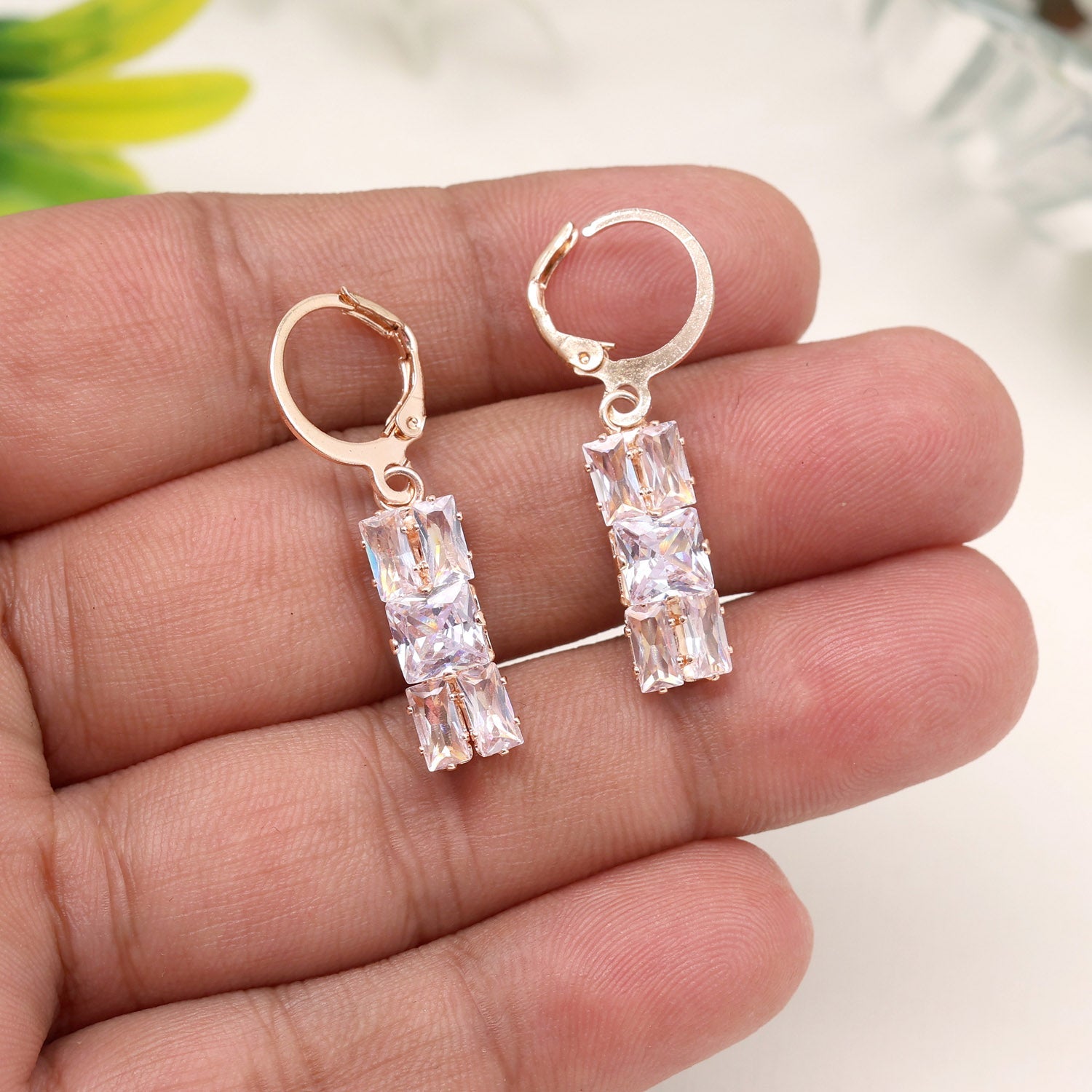 White Color Antique Stone Earrings With Intricate Filigree And Stone Settings - Preyans.com