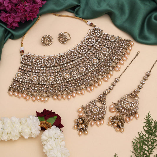 Gold Color Kundan Dulhan Set (BDL253GLD) - Preyans.com