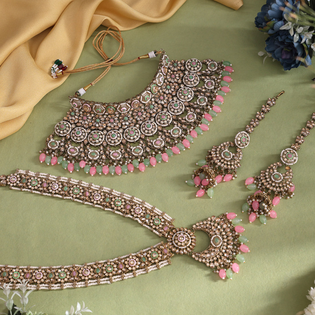 Pink & Pista Green Color Kundan Dulhan Set (BDL258PNKPGRN) - Preyans.com