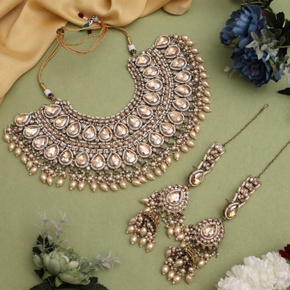 Gold Color Kundan Dulhan Set (BDL261GLD) - Preyans.com