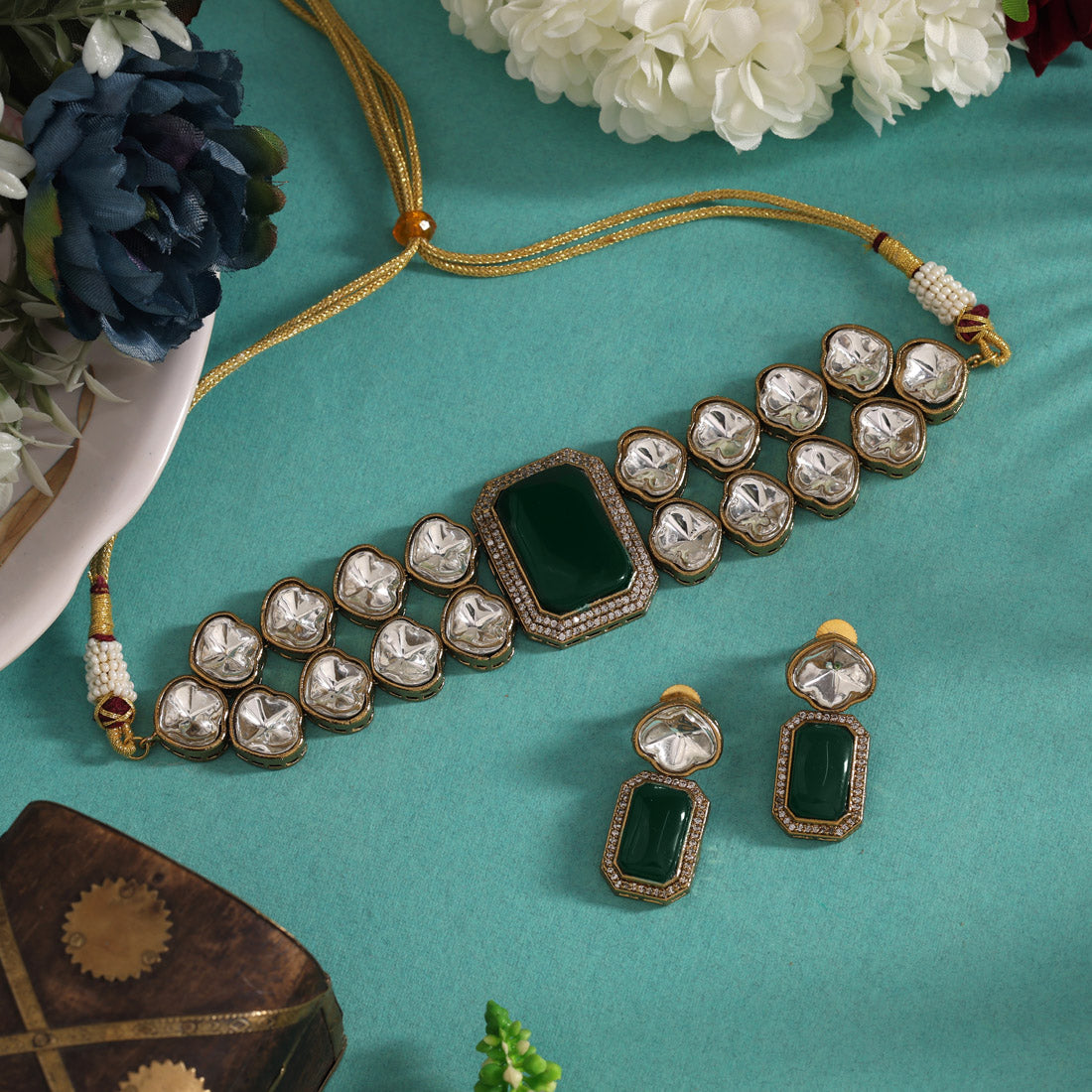 Green Color Premium Quality Moissanite And Monalisa Stone Decorated Choker Necklace (CZN1066GRN) - eindiawholesale.com