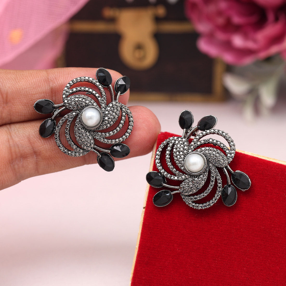 Black Color Black Antique Earrings (DRKDE174BLK) - Preyans.com