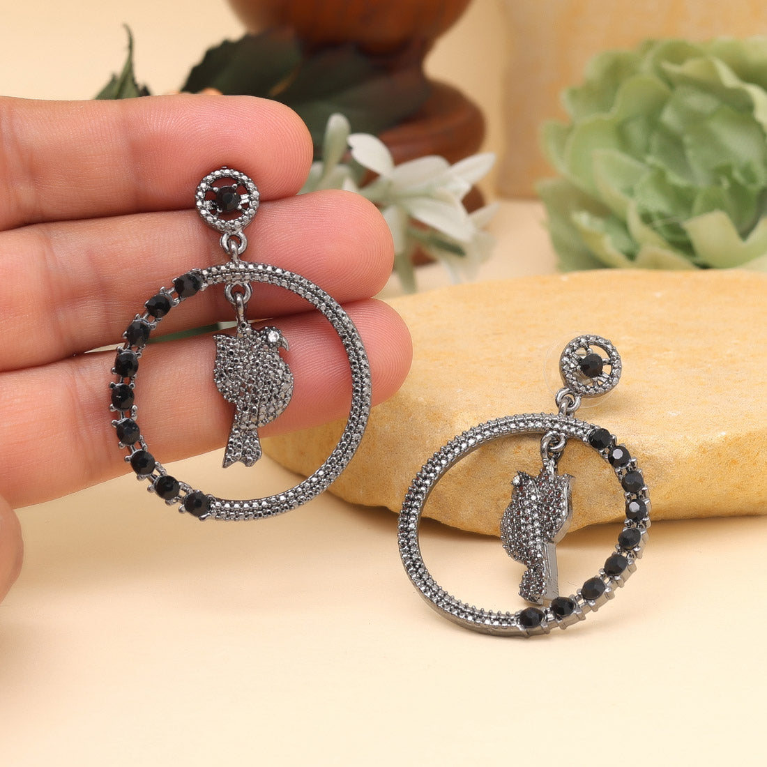 Black Color Fashion Earrings - Preyans.com