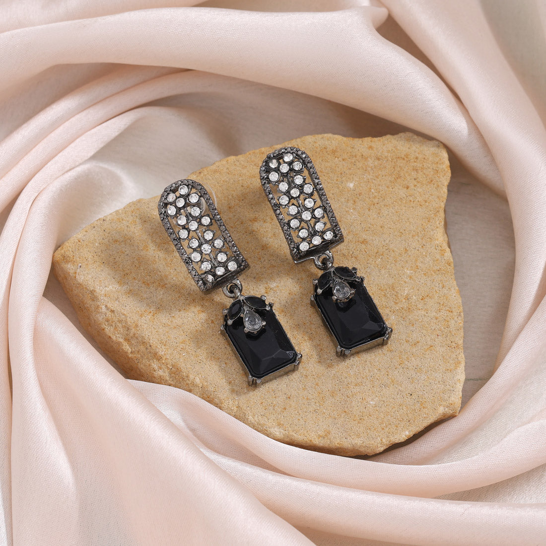 Jet Black Color Fashion Earrings - Preyans.com