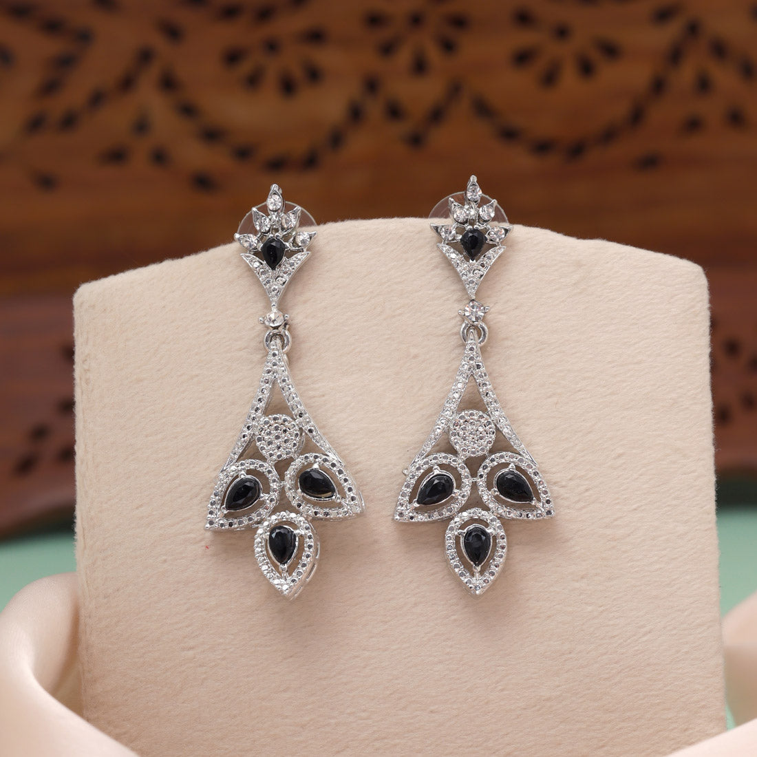 Glossy Black Color Fashion Earrings - Preyans.com