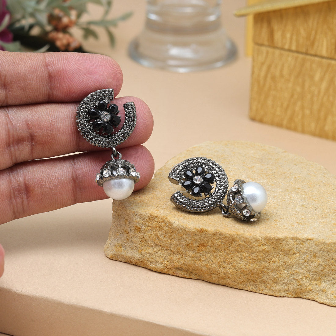 Black Color Fashion Earrings Perfect For Casual And Party Wear - Preyans.com