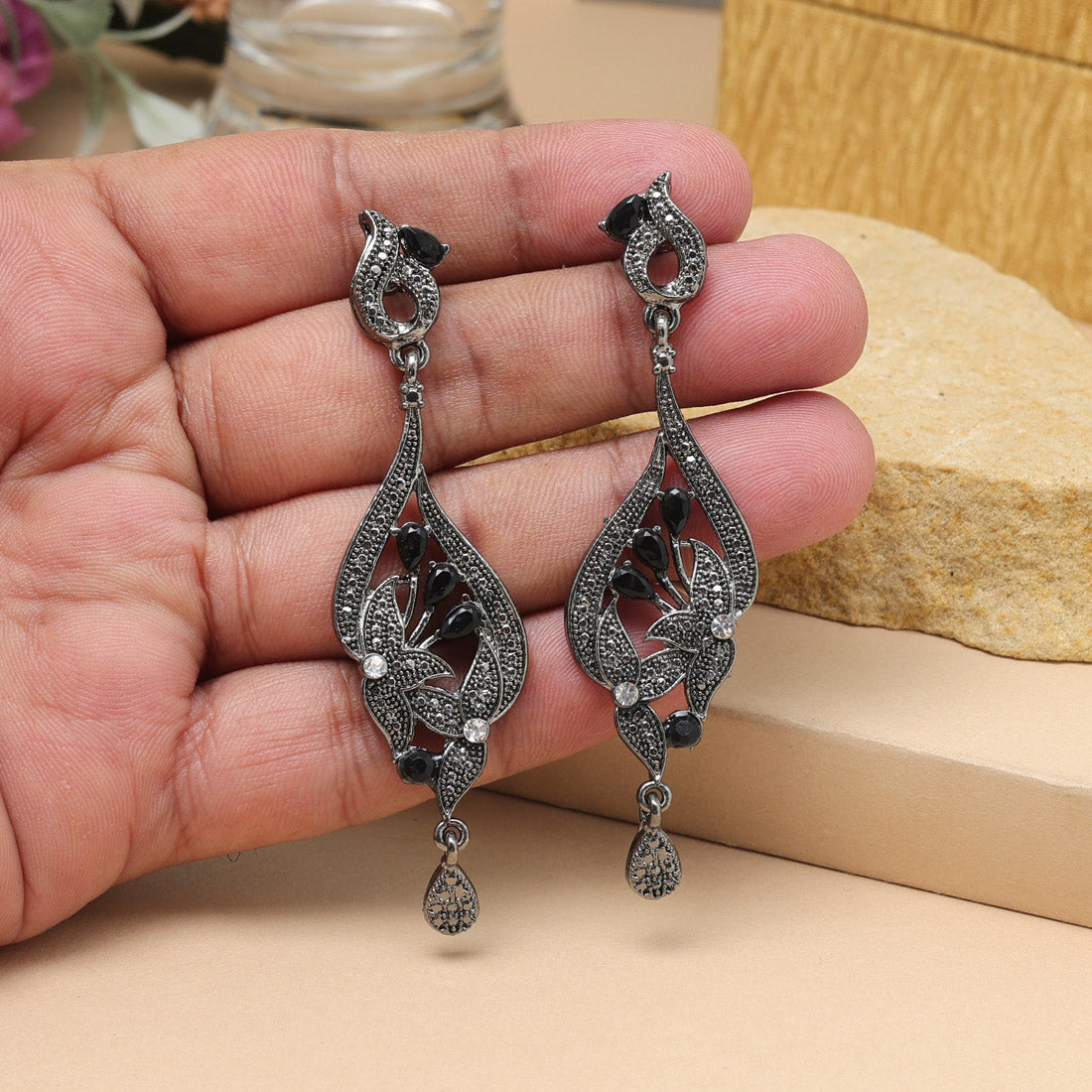 Black Color Fashion Earrings In Glossy Finish With Minimal Look - Preyans.com