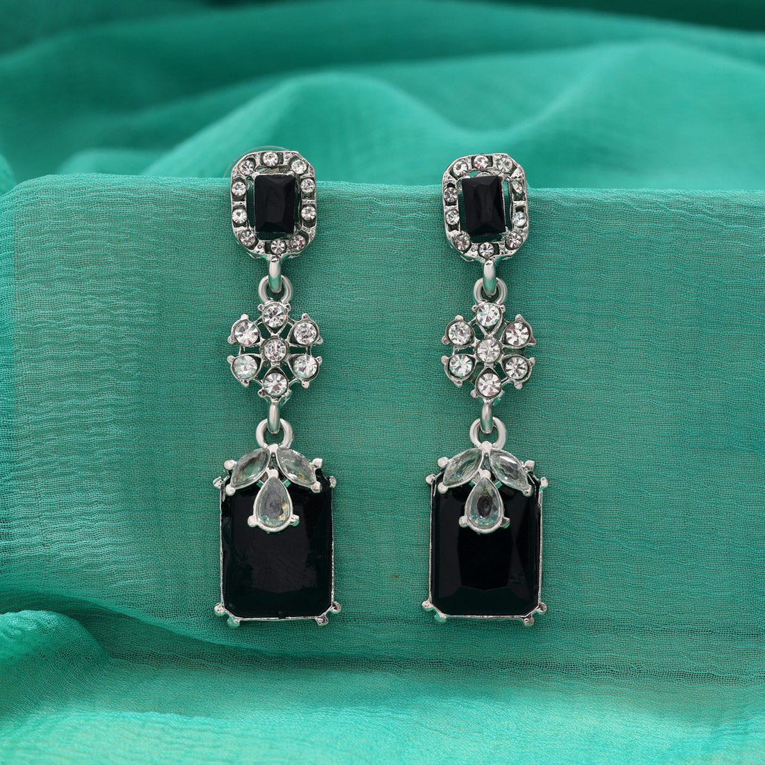 Black Color Fashion Earrings In Unique Geometric Cut For Girls - Preyans.com