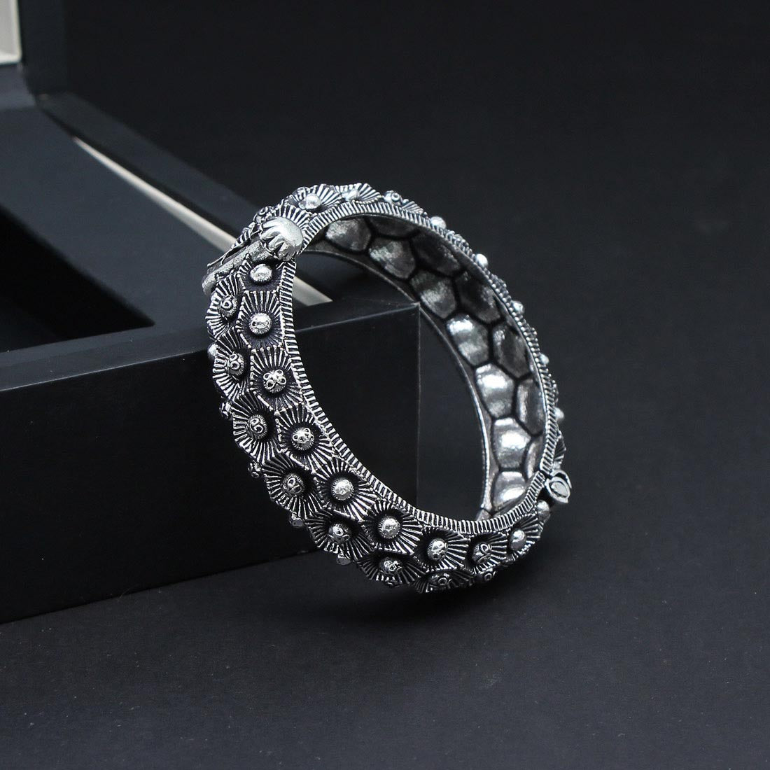 Silver Color Oxidised Bracelet (GSB199SLV) - Preyans.com