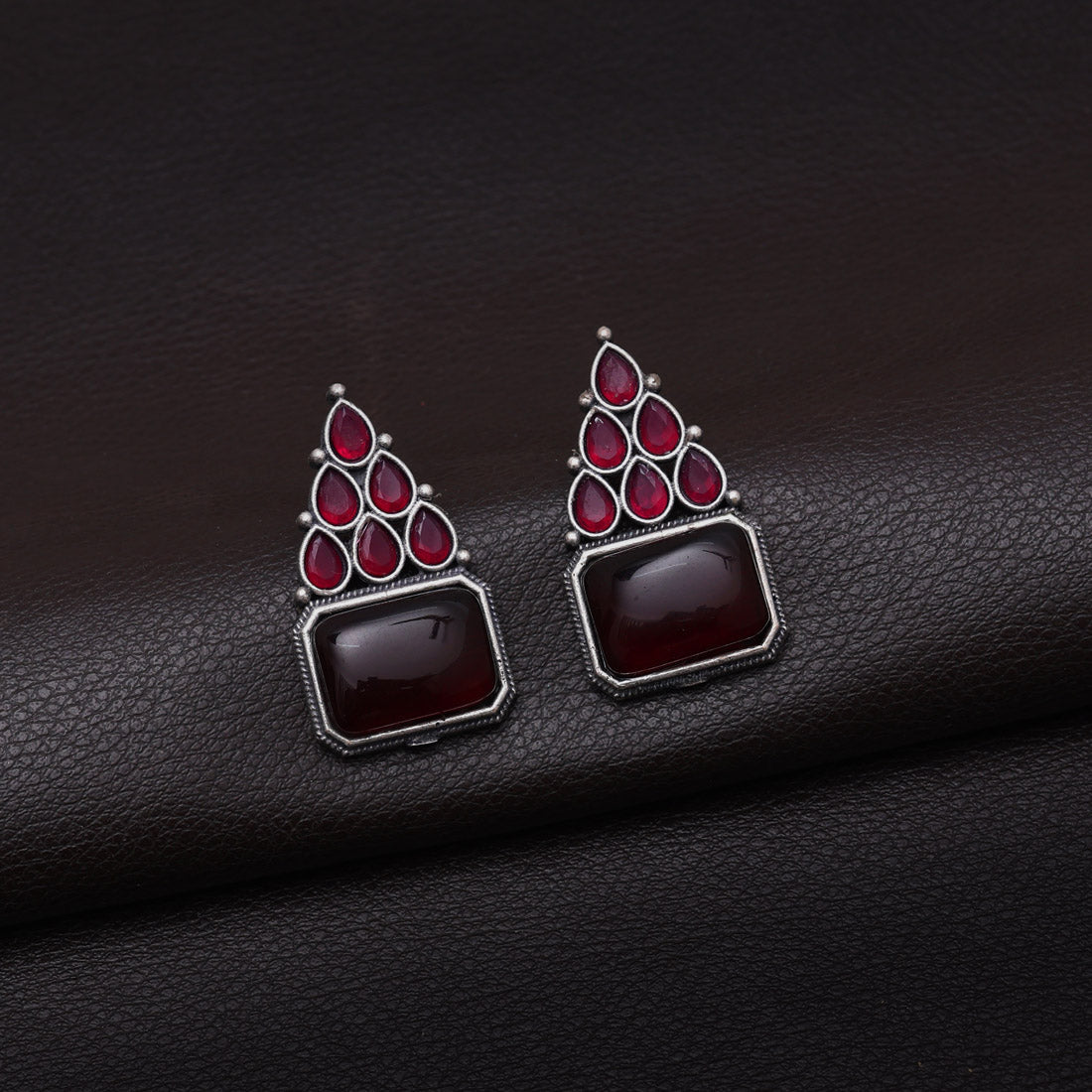 Maroon Color Monalisa Stone Oxidised Earrings (GSE2831MRN) - preyans.com