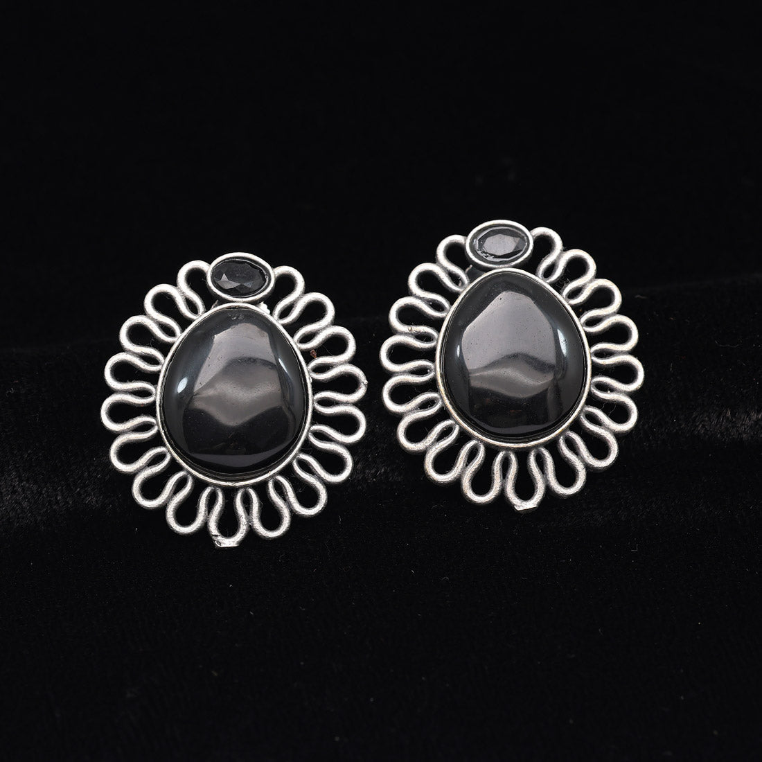 Black Color Monalisa Stone Oxidised Earrings (GSE2833BLK) - Preyans.com