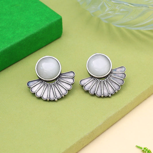 Off White Color Oxidised Earrings (GSE2995OWHT) - Preyans.com