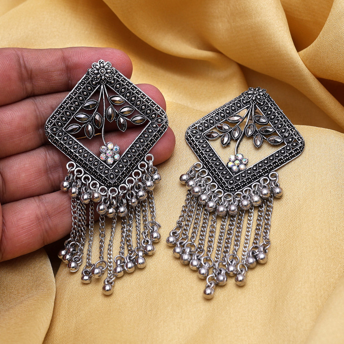 Silver Color Oxidised Earrings (GSE3015SLV) - Preyans.com