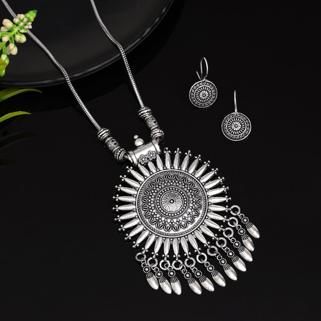 Silver Color Oxidised Necklace Set (GSN2034SLV) - preyans.com