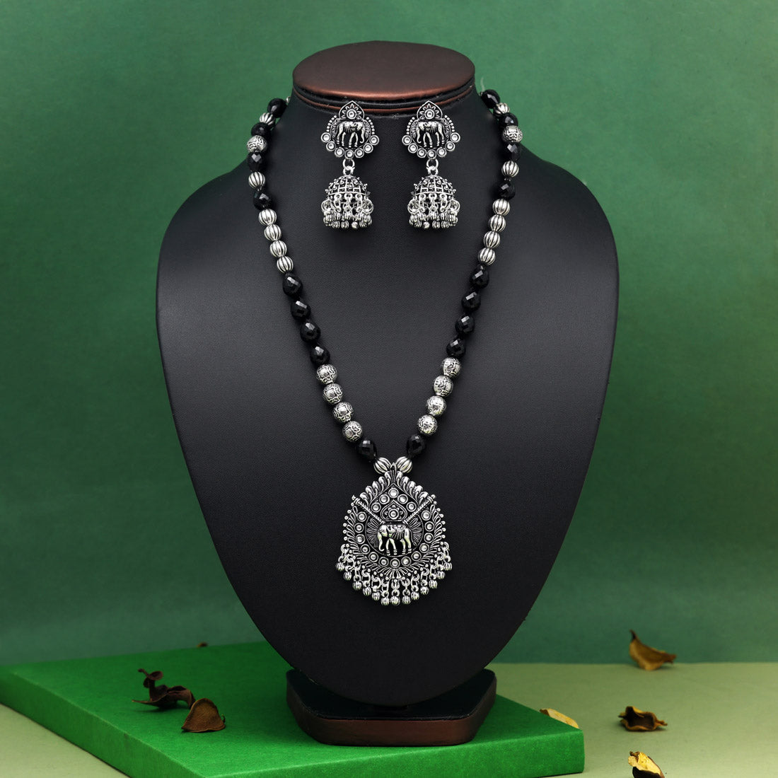 Silver Color Oxidised Necklace Set (GSN2049SLV) - Preyans.com