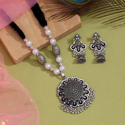 Silver Color Oxidised Necklace Set (GSN2050SLV) - Preyans.com