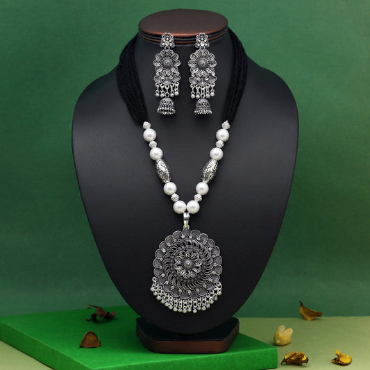 Silver Color Oxidised Necklace Set (GSN2051SLV) - Preyans.com