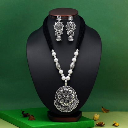 Silver Color Oxidised Necklace Set (GSN2053SLV) - Preyans.com