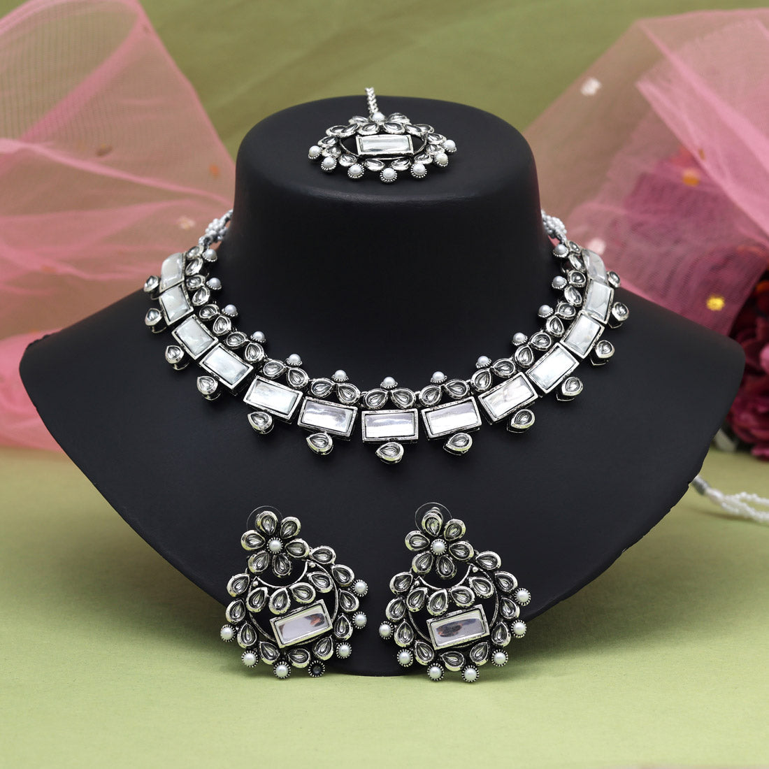 Silver Color Oxidised Necklace Set (GSN2062SLV) - Preyans.com