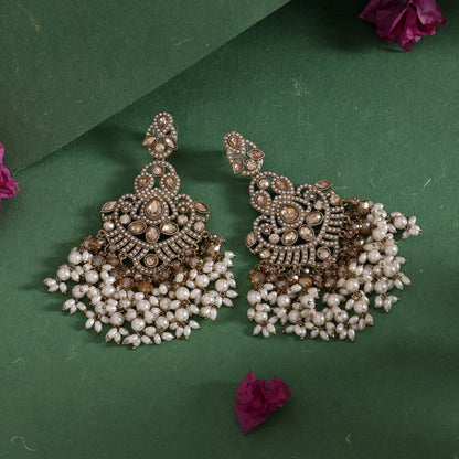 Gold Color Pakistani Kundan Earrings (KDE1001GLD) - Preyans.com