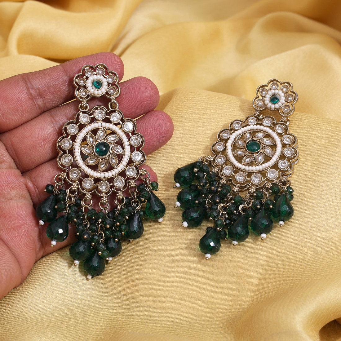 Green Color Kundan Earrings (KDE1002GRN) - Preyans.com