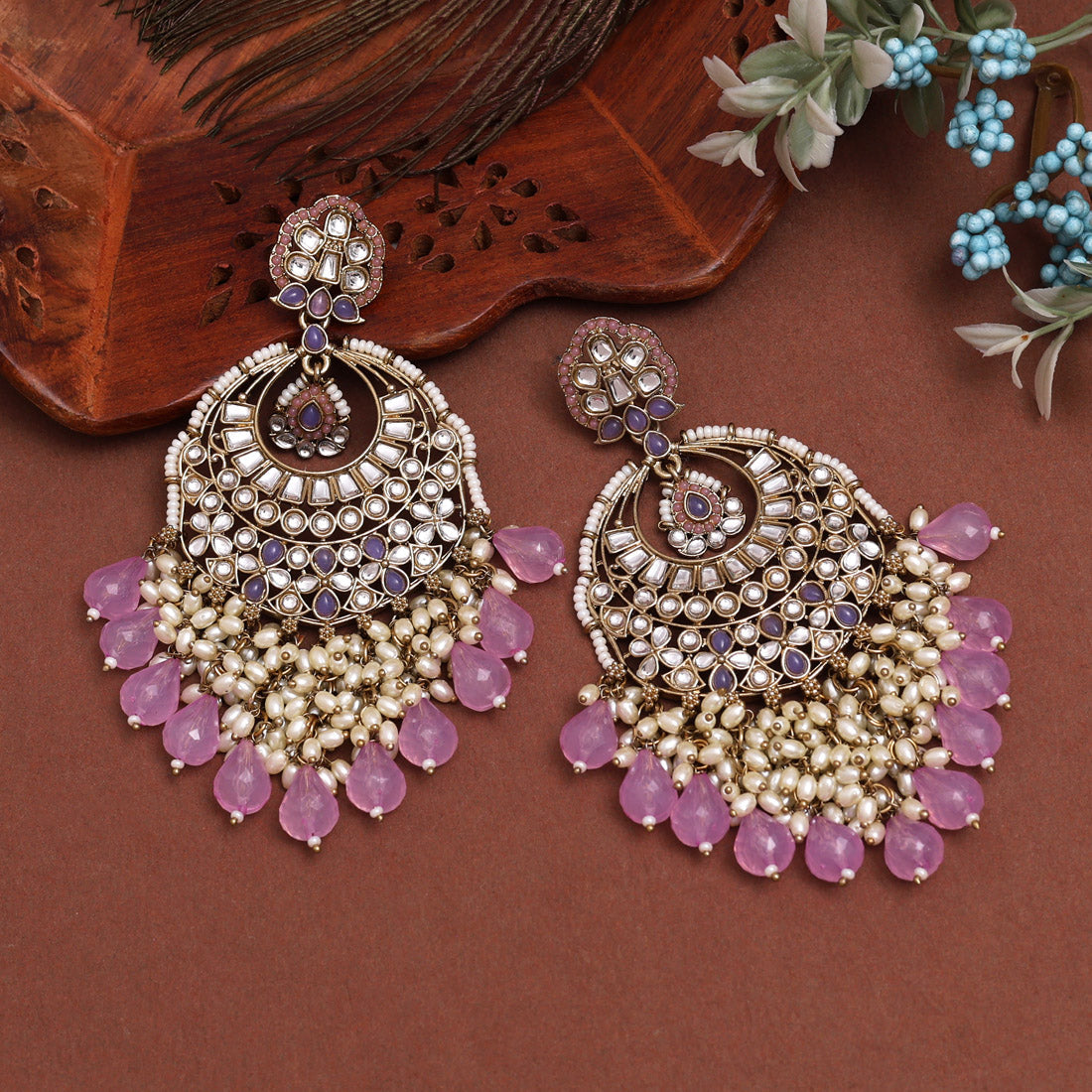 Light Purple Color Kundan Earrings (KDE1006LPRP) - Preyans.com