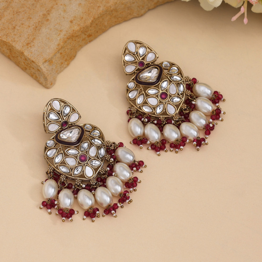 Magenta Color Kundan Earrings (KDE1008MNT) - eindiawholesale.com