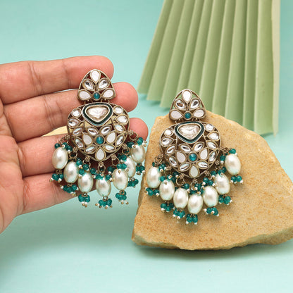 Rama Green Color Kundan Earrings (KDE1008RGRN) - eindiawholesale.com