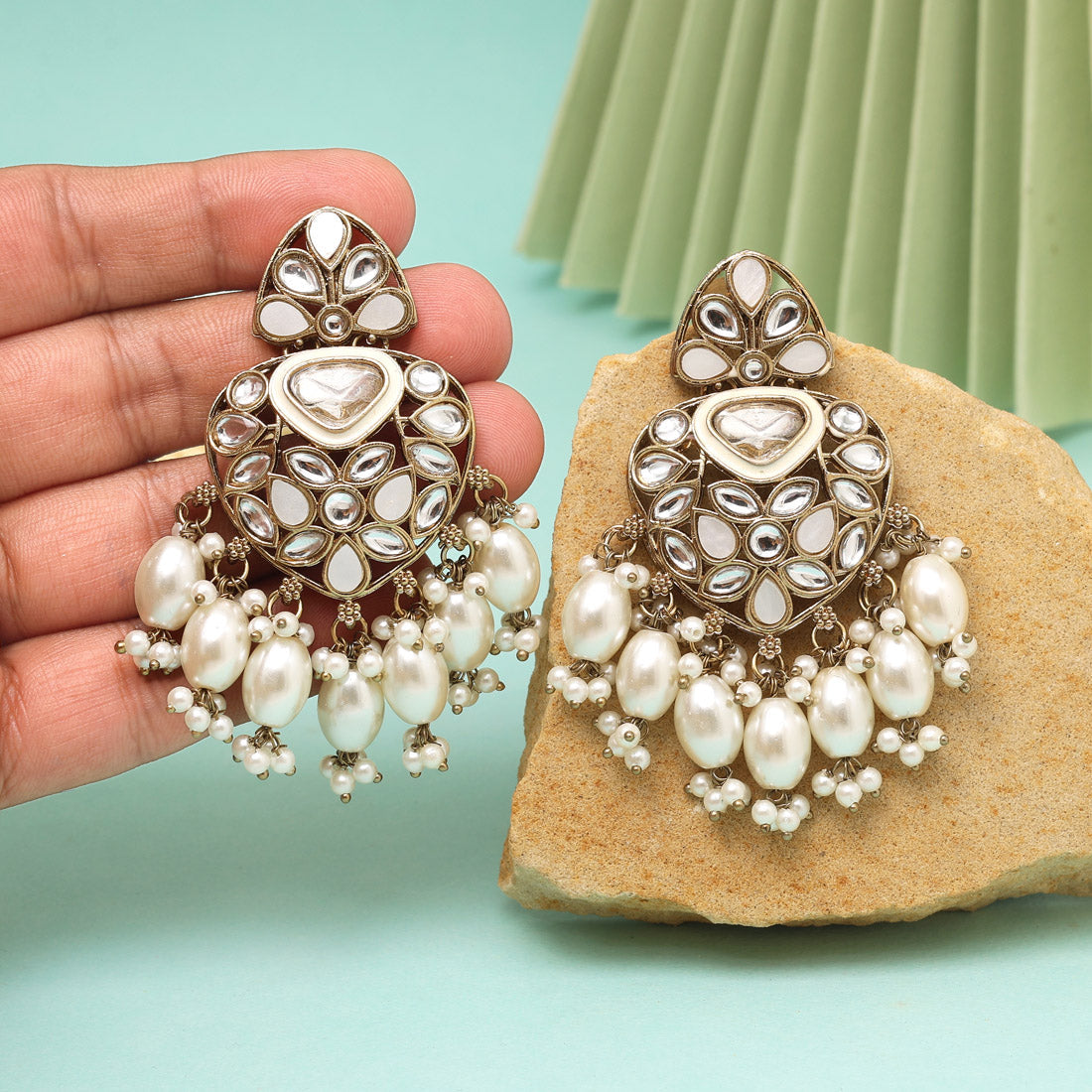 White Color Kundan Earrings (KDE1008WHT) - eindiawholesale.com