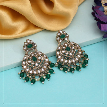 Green Color Kundan Earrings (KDE1009GRN) - eindiawholesale.com