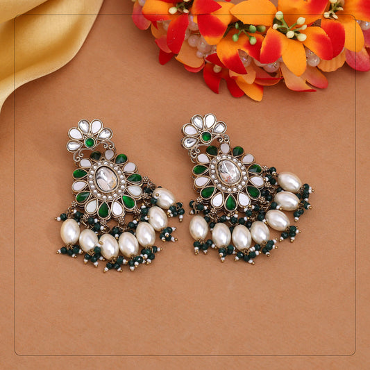 Green Color Kundan Earrings (KDE1010GRN) - eindiawholesale.com