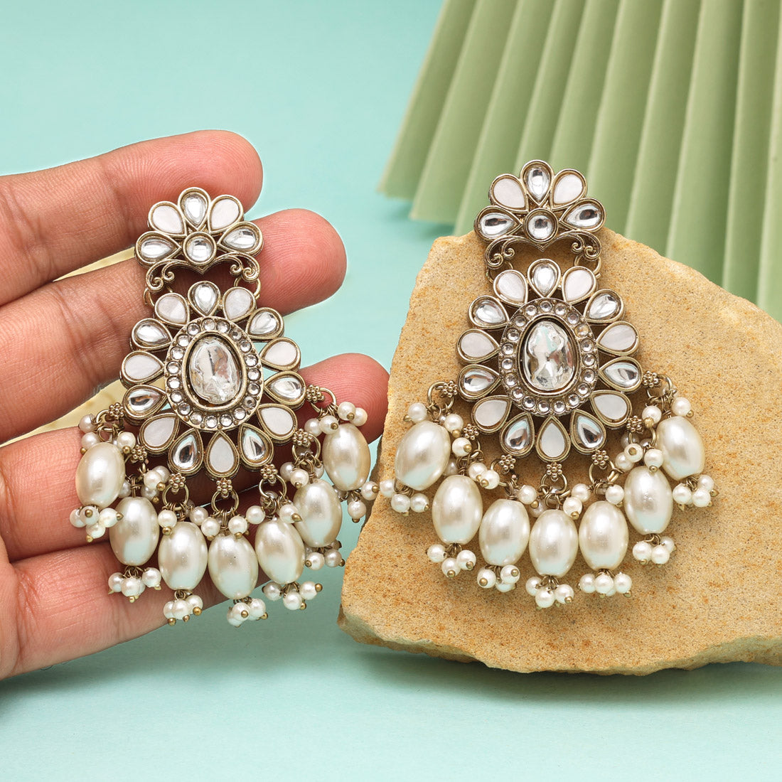 White Color Kundan Earrings (KDE1010WHT) - eindiawholesale.com