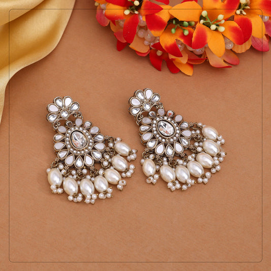 White Color Kundan Earrings (KDE1010WHT) - eindiawholesale.com