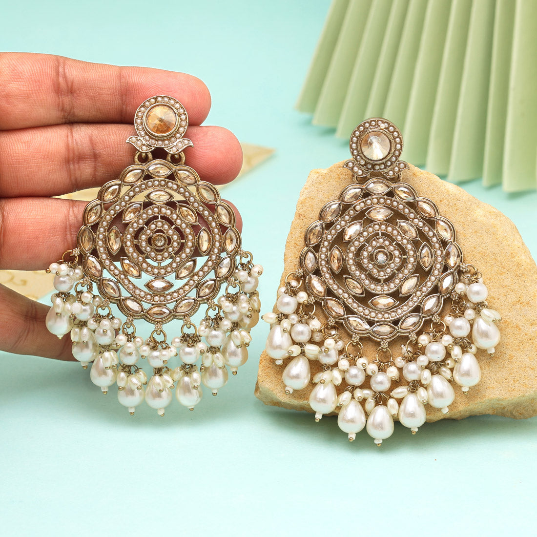 Gold Color Pakistani Kundan Earrings (KDE1012GLD) - eindiawholesale.com