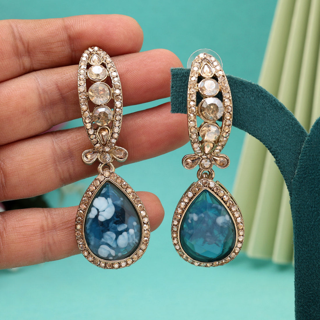 Blue Color Kundan Earrings (KDE1013BLU) - Preyans.com