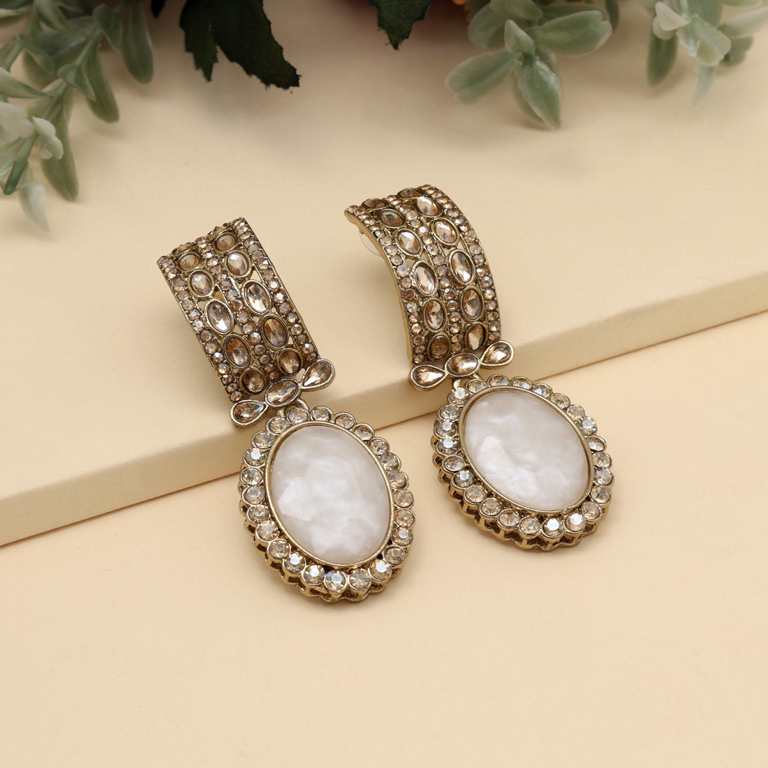 White Color Kundan Earrings (KDE1015WHT) - Preyans.com