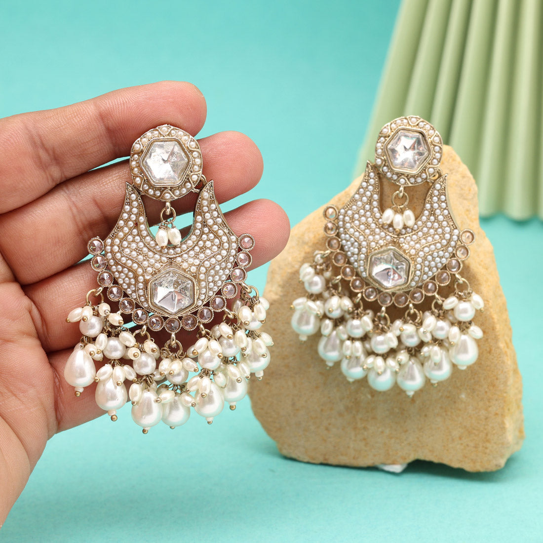 White Color Pakistani Kundan Earrings (KDE1016WHT) - Preyans.com