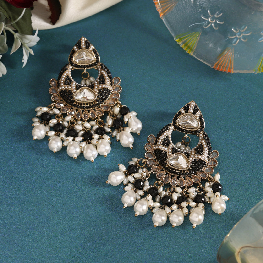 Black Color Pakistani Kundan Earrings (KDE1017BLK) - Preyans.com