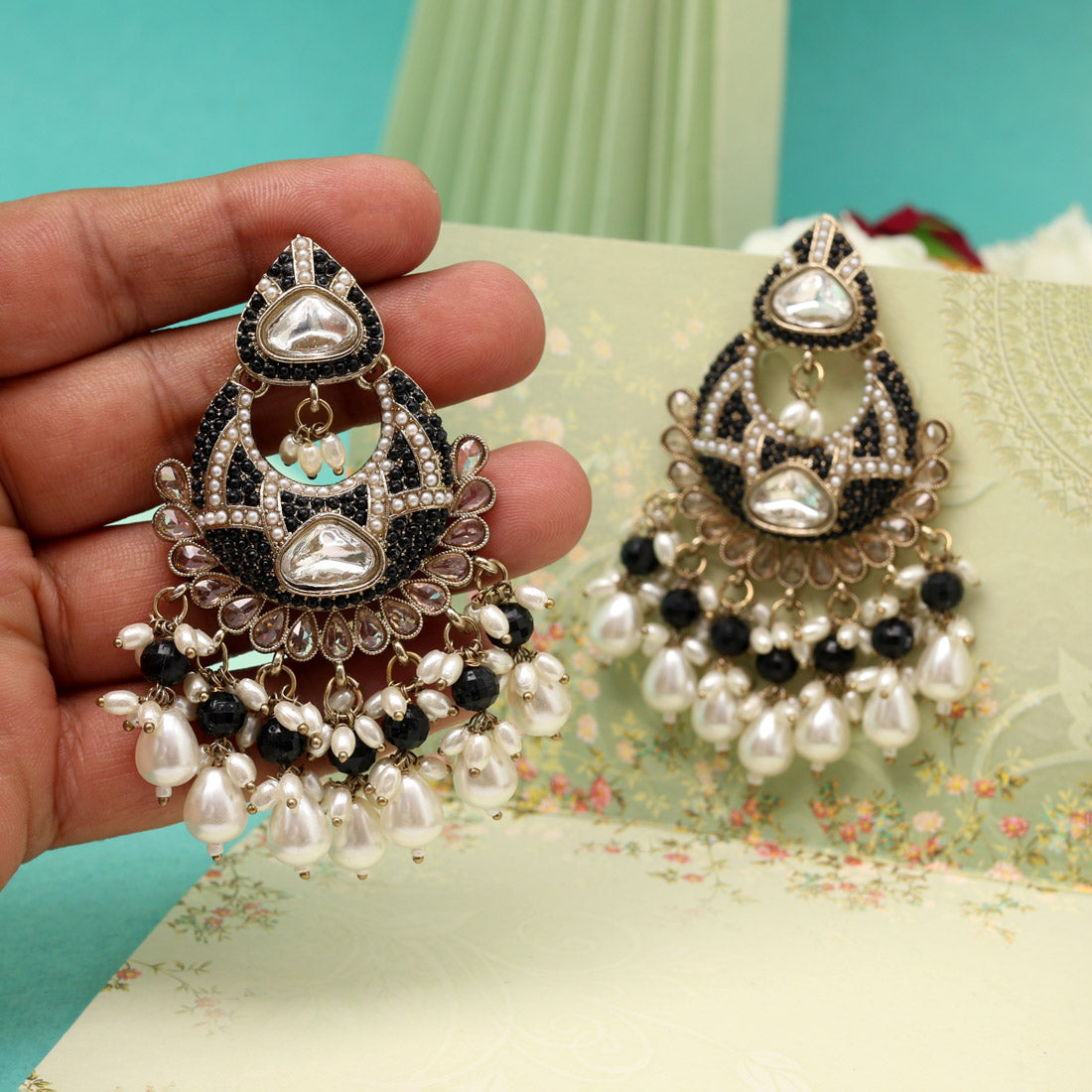 Black Color Pakistani Kundan Earrings (KDE1017BLK) - Preyans.com