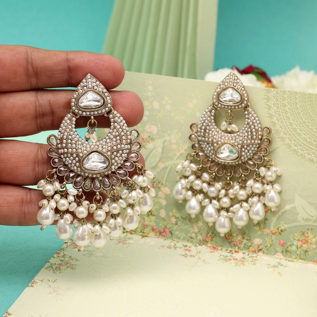 White Color Pakistani Kundan Earrings (KDE1017WHT) - Preyans.com