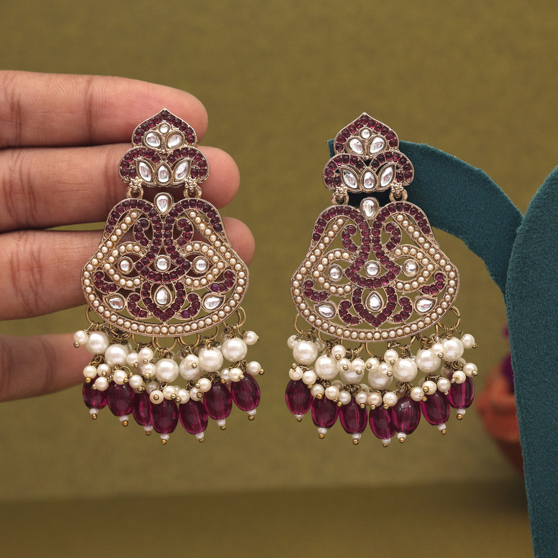 Magenta Color Kundan Earrings (KDE952MNT) - preyans.com