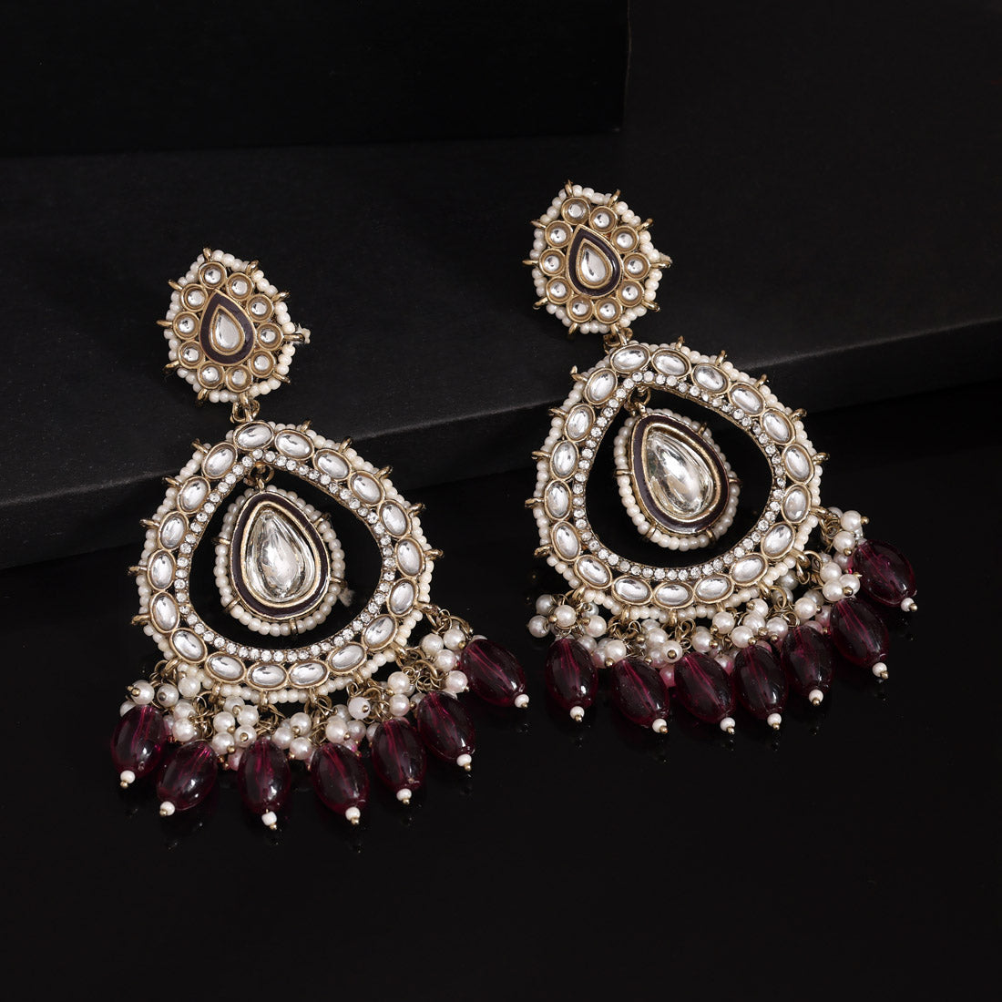 Magenta Color Kundan Earrings (KDE964MNT) - Preyans.com